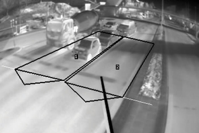 a flir thermal infrared traffic monitoring image showing a road in hamburg